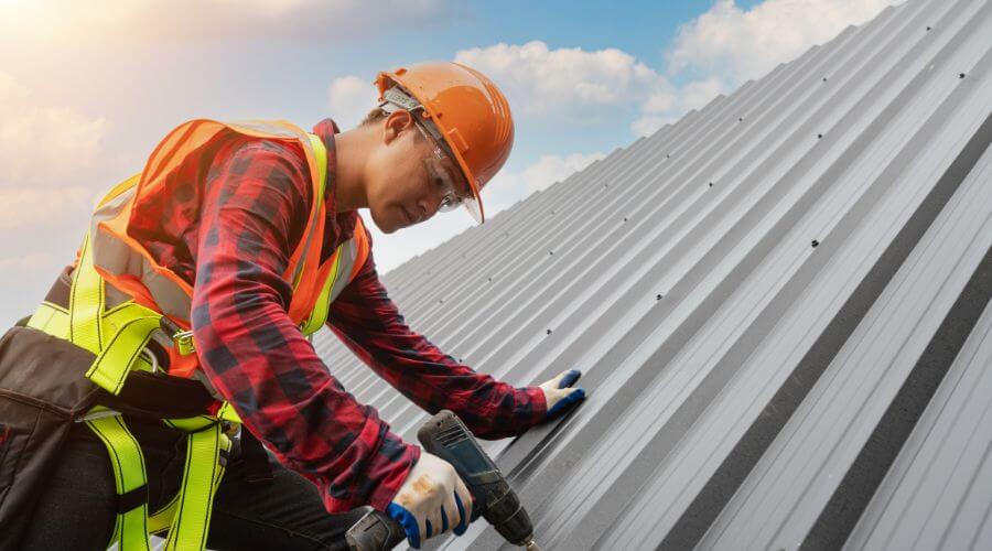 Owens Corning roofing contractor in Goessel, KS